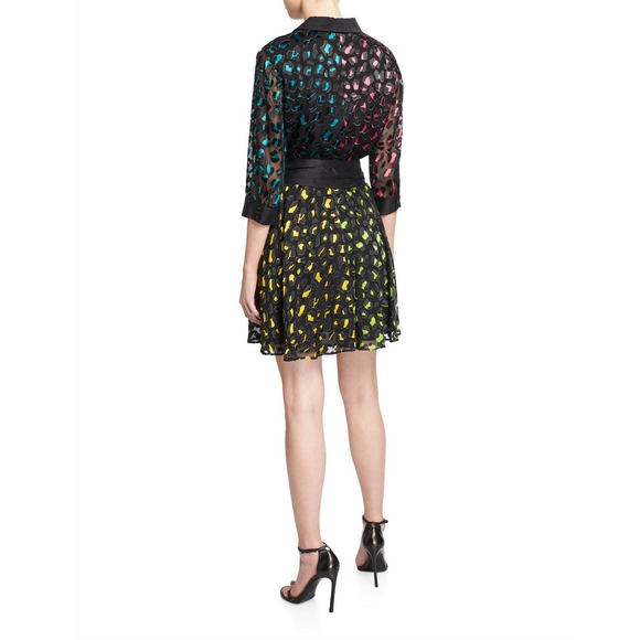 SOLD-Alice & Olivia Raja Shirt Dress - Picture 4 of 15